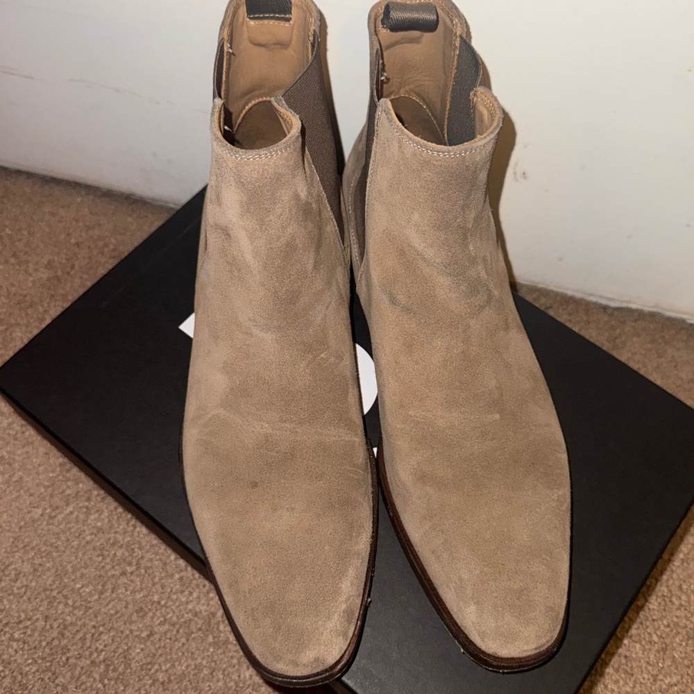 Boss brand -Tan Suede Chelsea Boots Sleek Design